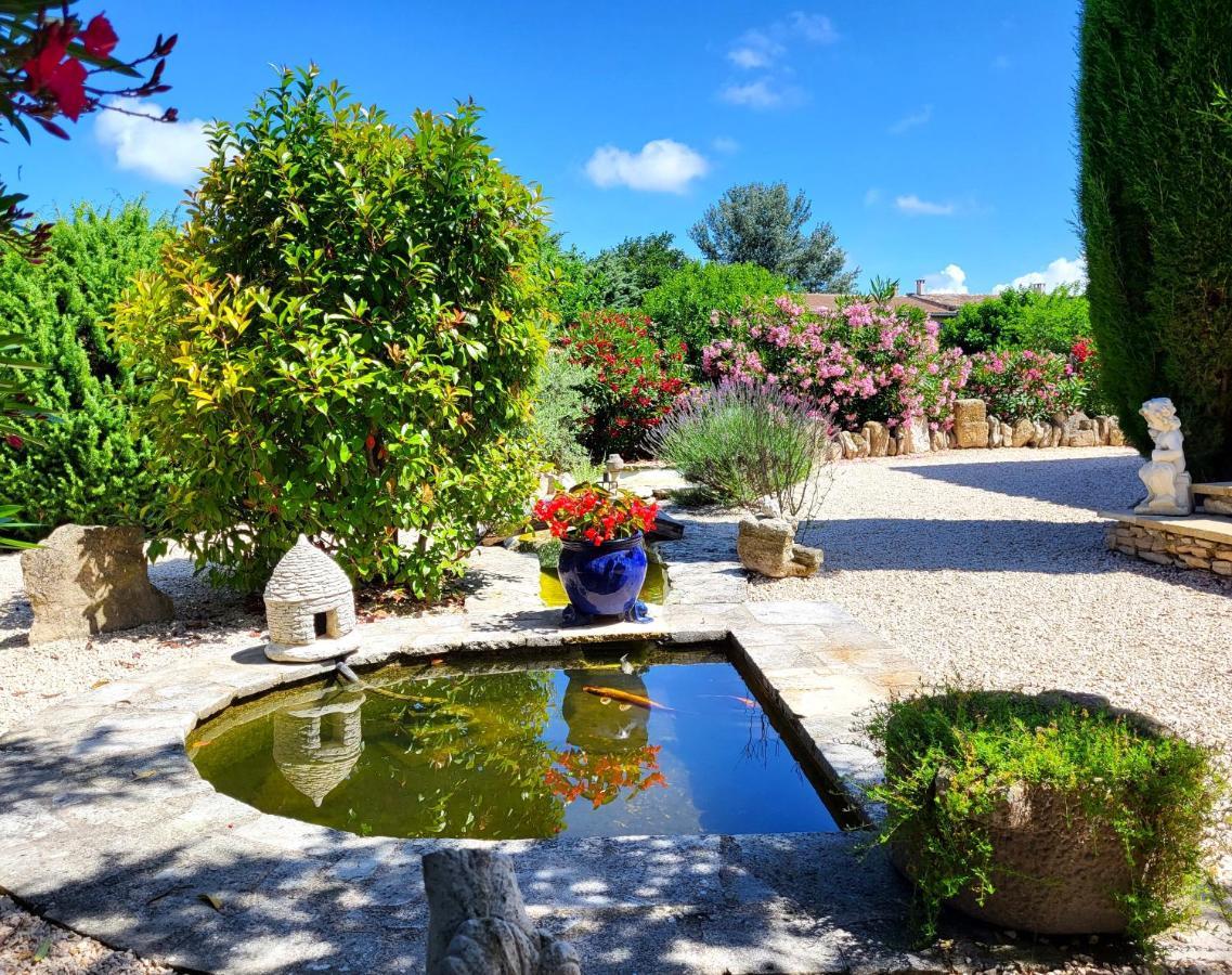 "La Massette Du Cheval Blanc" Villa De Caractere En Pierre リル・シュル・ラ・ソルギュ エクステリア 写真