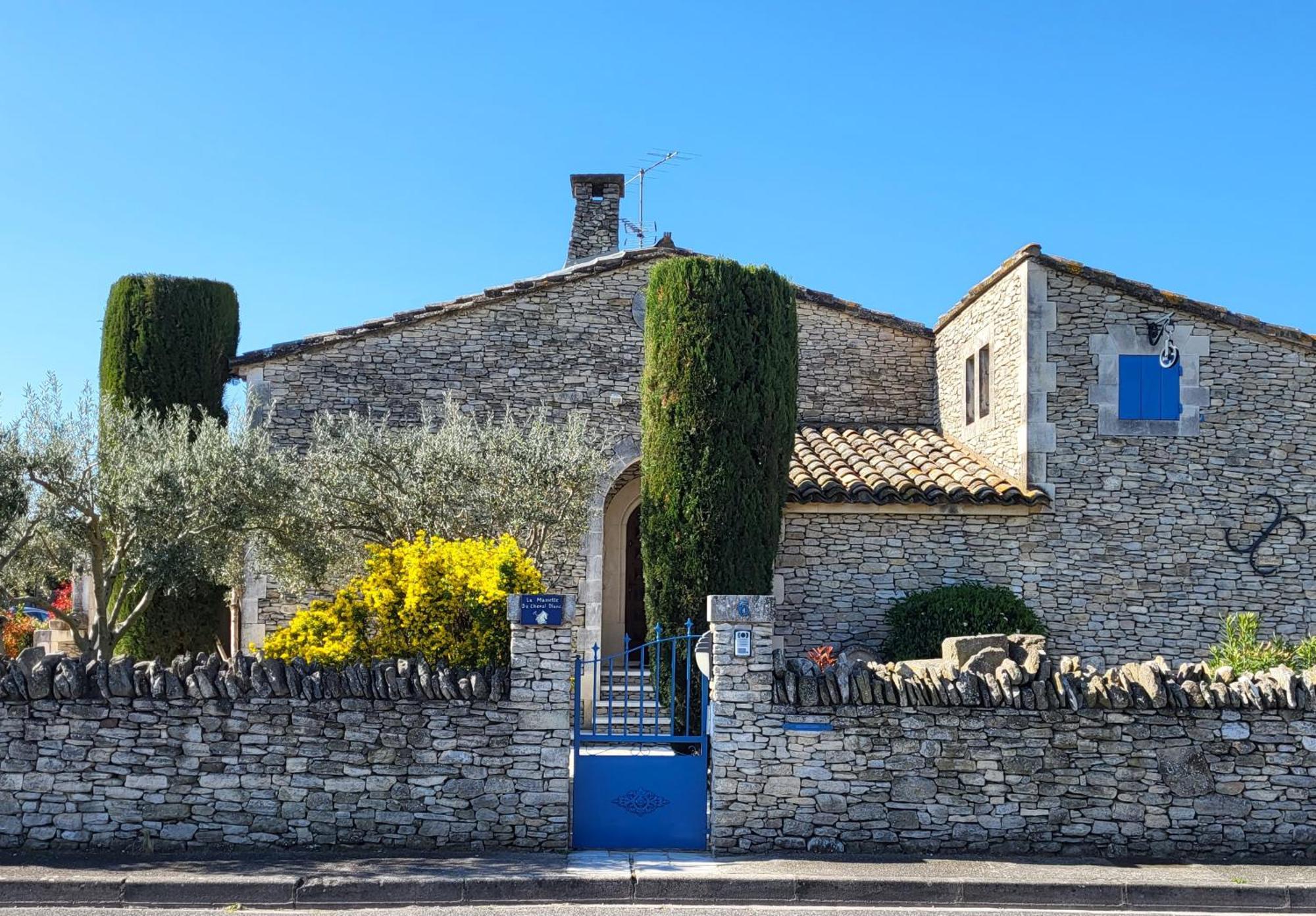 "La Massette Du Cheval Blanc" Villa De Caractere En Pierre リル・シュル・ラ・ソルギュ エクステリア 写真